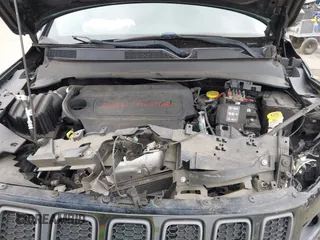 2018 Jeep Compass Trailhawk with VIN 3C4NJDDB3JT451658, listed as a IAAI auction lot 42087588 with 90,189 mi miles and . Bid and sale history available at DreamBid. Image 10.
