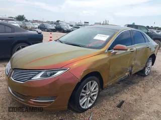 2014 Lincoln MKZ with VIN 3LN6L2GK5ER808304, listed as a IAAI auction lot 42452852 with 193,252 mi miles and . Bid and sale history available at DreamBid. Image 2.