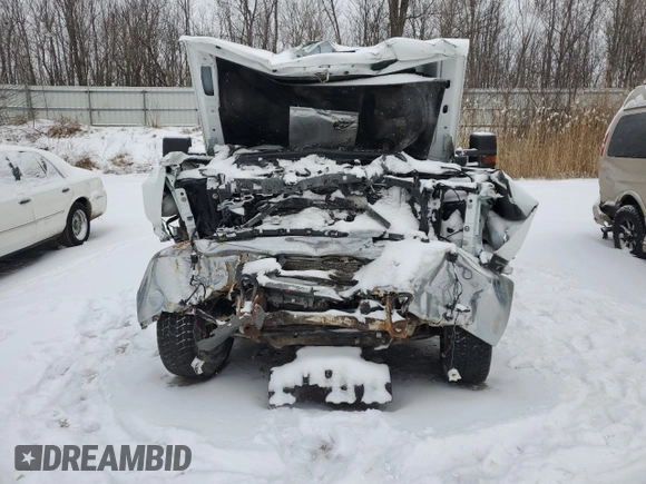 2019 Chevrolet Silverado 3500HD Work Truck with VIN 1GC4KVCY0KF195981, listed as a Copart auction lot 89049265 with 135,540 mi miles and Clean Title. Bid and sale history available at carsss.com. Image 5.
