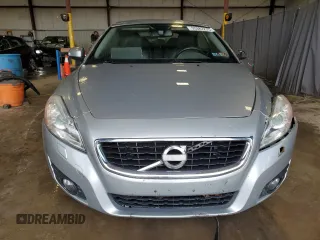 2011 Volvo C70 z VIN YV1672MC9BJ117685, wystawiony jako Copart lot #55387275 z przebiegiem 162 314 mil mil oraz Szkoda całkowita • Salvage title. Historia ofert i sprzedaży dostępna na DreamBid. Obrazek 5.