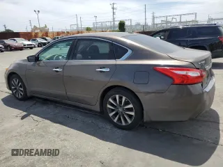 2017 Nissan Altima SV z VIN 1N4AL3AP5HC122605, wystawiony jako Copart lot #55948535 z przebiegiem 101 575 mil mil oraz Szkoda całkowita • Salvage title. Historia ofert i sprzedaży dostępna na DreamBid. Obrazek 2.