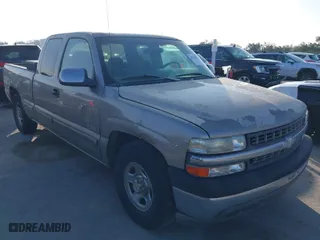 1999 Chevrolet Silverado 1500 LS with VIN 1GCEC19V4XZ179327, listed as a IAAI auction lot 41794821 with 249,124 mi miles. Bid and sale history available at carsss.com. Image 1.