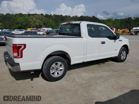 2015 Ford F-150 XL with VIN 1FTEX1CP8FFC26812, listed as a Copart auction lot 51857225 with 58,636 mi miles and Clean Title. Bid and sale history available at carsss.com. Image 3.