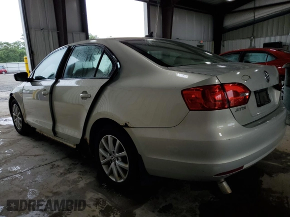 2011 Volkswagen Jetta SE with VIN 3VWBZ7AJ7BM383463, listed as a Copart auction lot 64434495 with 176,161 mi miles and Clean title. Bid and sale history available at DreamBid. Image 2.