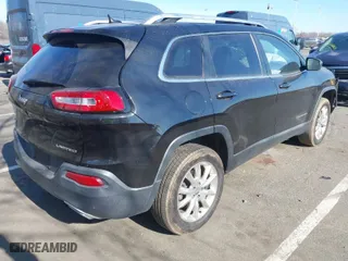 2015 Jeep Cherokee Limited with VIN 1C4PJMDSXFW578613, listed as a IAAI auction lot 41660723 with 102,036 mi miles. Bid and sale history available at carsss.com. Image 4.