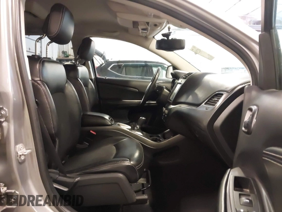 2016 Dodge Journey Crossroad Plus with VIN 3C4PDDGG7GT180054, listed as a IAAI auction lot 42255291 with 171,142 mi miles and . Bid and sale history available at DreamBid. Image 5.