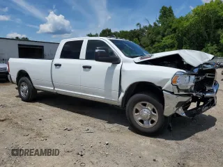2024 Ram 2500 Tradesman with VIN 3C6UR4HJ0RG353172, listed as a Copart auction lot 62077625 with 17,658 mi miles and Salvage title. Bid and sale history available at DreamBid. Image 4.