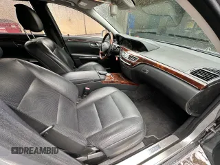 2012 Mercedes-Benz S 550 z VIN WDDNG9EB2CA444811, wystawiony jako Copart lot #58152575 z przebiegiem 127 847 mil mil oraz Czysty tytuł • Clean title. Historia ofert i sprzedaży dostępna na DreamBid. Obrazek 5.