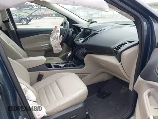 2019 Ford Escape Titanium with VIN 1FMCU9J95KUC19062, listed as a IAAI auction lot 42112188 with 26,100 mi miles. Bid and sale history available at carsss.com. Image 5.