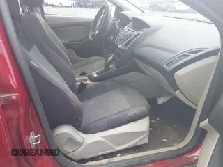 2014 Ford Focus SE with VIN 1FADP3F21EL447407, listed as a IAAI auction lot 42106972 with Not Provided miles and . Bid and sale history available at carsss.com. Image 5.
