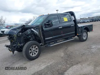 2018 Ford F-250 XL z VIN 1FT7W2BT2JEB68100, wystawiony jako IAAI lot #41974819 z przebiegiem 172 561 mil mil oraz . Historia ofert i sprzedaży dostępna na DreamBid. Obrazek 17.