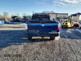 2017 Nissan Titan XD PRO-4X with VIN 1N6BA1F4XHN506954, listed as a Copart auction lot 86863864 with 61,741 mi miles and Clean Title. Bid and sale history available at carsss.com. Image 6.