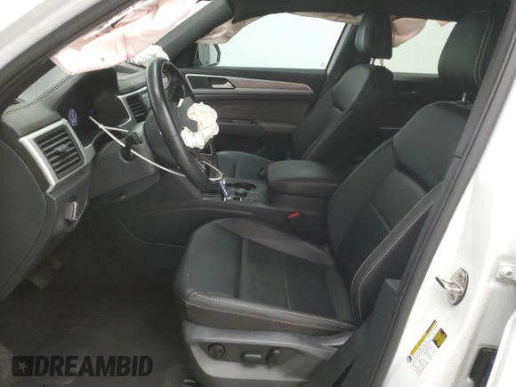 2022 Volkswagen Atlas SE with VIN 1V2LC2CAXNC227494, listed as a Copart auction lot 48955785 with 55,601 mi miles and Clean title. Bid and sale history available at DreamBid. Image 7.