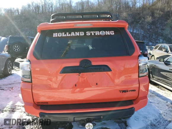 2023 Toyota 4Runner TRD Pro z VIN JTELU5JR6P6114504, wystawiony jako Copart lot #46501865 z przebiegiem 25 587 mil mil oraz Szkoda całkowita • Salvage title. Historia ofert i sprzedaży dostępna na DreamBid. Obrazek 6.
