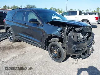 2022 Ford Explorer ST-Line z VIN 1FMSK7KH9NGB68860, wystawiony jako IAAI lot #42287420 z przebiegiem 25 579 mil mil oraz . Historia ofert i sprzedaży dostępna na DreamBid. Obrazek 1.