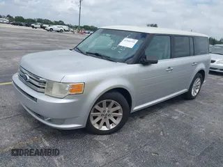 2010 Ford Flex SEL z VIN 2FMGK5CC6ABA82100, wystawiony jako IAAI lot #41960218 z przebiegiem 198 328 mil mil oraz . Historia ofert i sprzedaży dostępna na DreamBid. Obrazek 2.