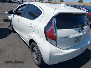 2015 Toyota Prius One with VIN JTDKDTB34F1112714, listed as a IAAI auction lot 42019567 with 163,411 mi miles and . Bid and sale history available at carsss.com. Image 3.