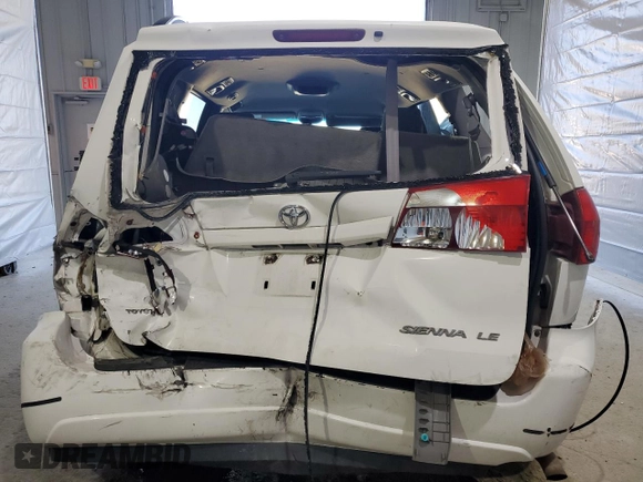 2004 Toyota Sienna CE with VIN 5TDZA23C34S083187, listed as a Copart auction lot 49547755 with 291,236 mi miles and Salvage Title. Bid and sale history available at DreamBid. Image 6.