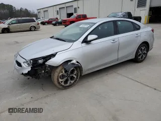 2020 Kia Forte LXS with VIN 3KPF24AD0LE201700, listed as a Copart auction lot 44495815 with 59,605 mi miles and Salvage Title. Bid and sale history available at carsss.com. Image 1.
