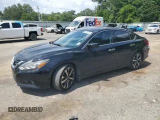 2017 Nissan Altima SR with VIN 1N4AL3AP6HC492297, listed as a Copart auction lot 63634435 with 126,785 mi miles and Salvage title. Bid and sale history available at DreamBid. Image 1.