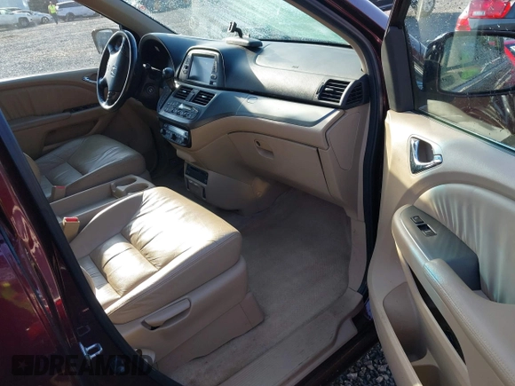 2007 Honda Odyssey EX-L z VIN 5FNRL38737B428660, wystawiony jako IAAI lot #42087846 z przebiegiem 176 479 mil mil oraz . Historia ofert i sprzedaży dostępna na DreamBid. Obrazek 5.