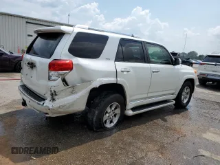 2013 Toyota 4Runner SR5 with VIN JTEZU5JR0D5052545, listed as a Copart auction lot 61746415 with 248,185 mi miles and Salvage title. Bid and sale history available at DreamBid. Image 3.