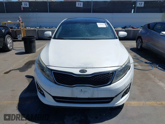 2015 Kia Optima SX Turbo with VIN 5XXGR4A63FG470724, listed as a IAAI auction lot 42006500 with 188,422 mi miles. Bid and sale history available at carsss.com. Image 12.