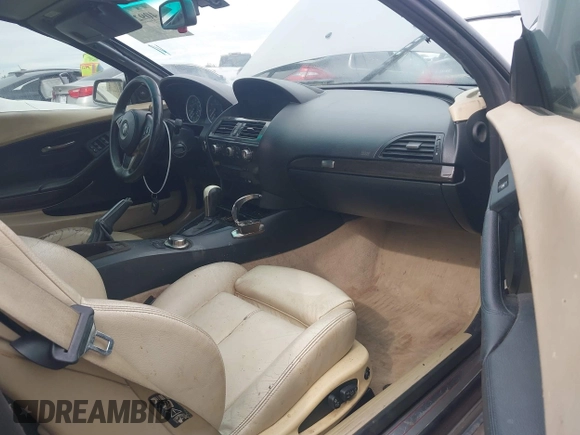 2007 BMW 6 Series 650i with VIN WBAEK13547CN82672, listed as a IAAI auction lot 40927402 with 183,197 mi miles. Bid and sale history available at carsss.com. Image 5.