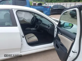 2020 Honda Civic LX z VIN 19XFC2F66LE021813, wystawiony jako IAAI lot #42285033 z przebiegiem 116 069 mil mil oraz . Historia ofert i sprzedaży dostępna na DreamBid. Obrazek 5.