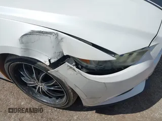 2017 Ford Mustang V6 с VIN 1FA6P8AM8H5235207, выставлен на аукционе IAAI как лот 42388120 с пробегом 105 450 миль миль и . История ставок и продаж доступна на DreamBid. Изображение 17.