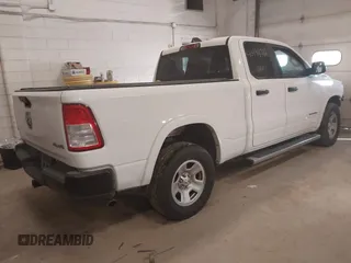 2019 Ram 1500 Tradesman z VIN 1C6RRFCG9KN677067, wystawiony jako IAAI lot #40993768 z przebiegiem 45 282 mil mil oraz . Historia ofert i sprzedaży dostępna na DreamBid. Obrazek 4.