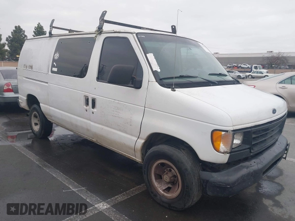 2000 Ford Econoline Cargo with VIN 1FTRE142XYHB26700, listed as a IAAI auction lot 41448848 with 198,065 mi miles. Bid and sale history available at carsss.com. Image 1.