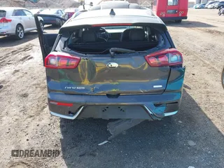 2018 Kia Niro EX with VIN KNDCC3LC6J5137430, listed as a IAAI auction lot 41804509 with 139,140 mi miles. Bid and sale history available at carsss.com. Image 6.