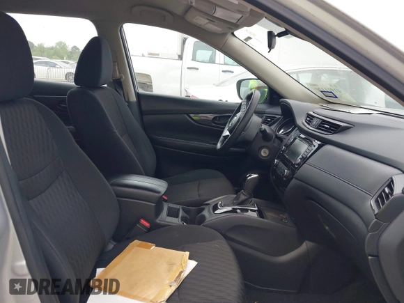 2020 Nissan Rogue S z VIN 5N1AT2MV1LC808854, wystawiony jako IAAI lot #41911120 z przebiegiem 162 642 mil mil oraz . Historia ofert i sprzedaży dostępna na DreamBid. Obrazek 5.
