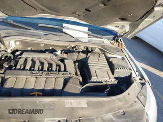 2010 Volkswagen CC with VIN WVWEU7AN9AE555109, listed as a IAAI auction lot 41265775 with 193,929 mi miles and . Bid and sale history available at DreamBid. Image 10.