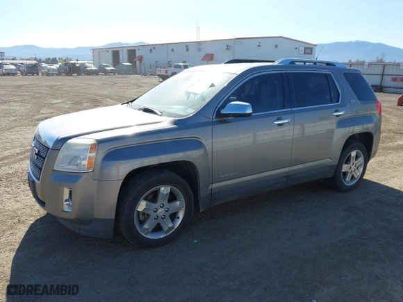 2012 GMC Terrain SLT-2 with VIN 2GKFLXE59C6351701, listed as a IAAI auction lot 42078590 with 124,841 mi miles. Bid and sale history available at carsss.com. Image 2.