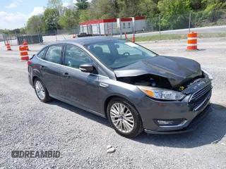 2018 Ford Focus Titanium с VIN 1FADP3J22JL314642, выставлен на аукционе IAAI как лот 42128194 с пробегом 62 787 миль миль и . История ставок и продаж доступна на DreamBid. Изображение 1.