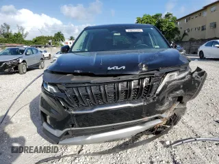 2024 Kia Carnival LX with VIN KNDNB4H39R6325018, listed as a Copart auction lot 79029134 with 14,111 mi miles and Salvage Title. Bid and sale history available at carsss.com. Image 5.