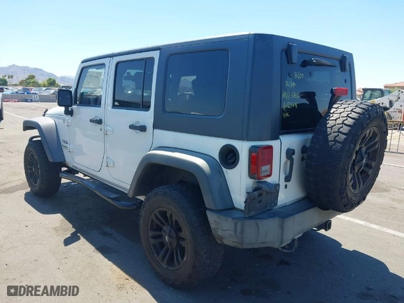 2010 Jeep Wrangler Unlimited Sport with VIN 1J4BA3H1XAL102159, listed as a IAAI auction lot 40190164 with 262,194 mi miles. Bid and sale history available at carsss.com. Image 3.