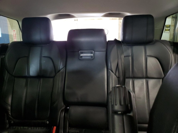 2017 Land Rover Range Rover Sport SE with VIN SALWG2FV5HA678911, listed as a Copart auction lot 43448845 with 98,550 mi miles and Non repairable. Bid and sale history available at DreamBid. Image 10.