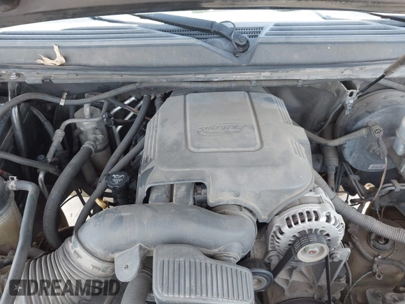 2010 Chevrolet Tahoe LS with VIN 1GNMCAE36AR213931, listed as a IAAI auction lot 42204997 with 289,653 mi miles and . Bid and sale history available at DreamBid. Image 10.