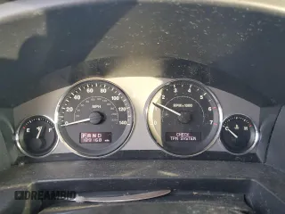 2010 Jeep Commander Limited with VIN 1J4RG5GT6AC113462, listed as a Copart auction lot 82400044 with 189,168 mi miles and Salvage title. Bid and sale history available at DreamBid. Image 9.