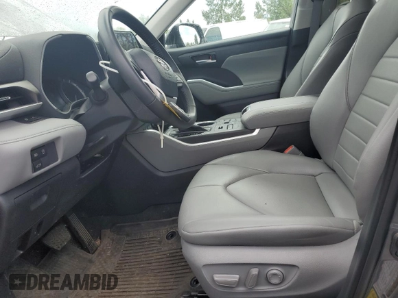 2023 Toyota Highlander L with VIN 5TDKDRBH3PS042321, listed as a Copart auction lot 57688795 with 19,973 mi miles and Salvage title. Bid and sale history available at DreamBid. Image 7.