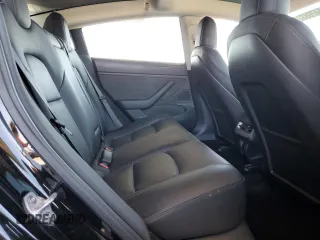 2023 Tesla Model 3 z VIN 5YJ3E1EA3PF385877, wystawiony jako Copart lot #54708335 z przebiegiem 20 902 mil mil oraz Szkoda całkowita • Salvage title. Historia ofert i sprzedaży dostępna na DreamBid. Obrazek 10.