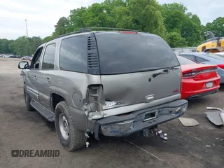 2002 GMC Yukon SLT z VIN 1GKEK13ZX2J247186, wystawiony jako IAAI lot #42095882 z przebiegiem 271 728 mil mil oraz . Historia ofert i sprzedaży dostępna na DreamBid. Obrazek 3.