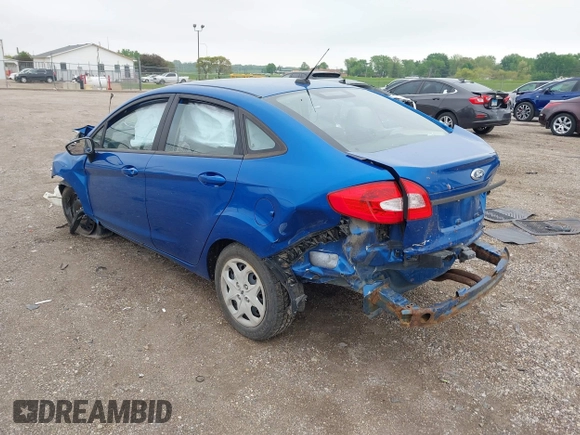 2011 Ford Fiesta S with VIN 3FADP4AJ0BM165922, listed as a IAAI auction lot 42174283 with Not provided miles and . Bid and sale history available at DreamBid. Image 3.