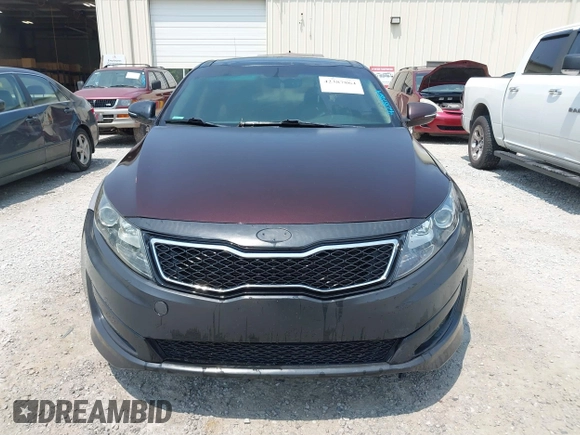2011 Kia Optima EX z VIN KNAGN4A77B5054305, wystawiony jako IAAI lot #42387864 z przebiegiem 147 229 mil mil oraz . Historia ofert i sprzedaży dostępna na DreamBid. Obrazek 6.