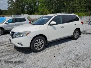 2016 Nissan Pathfinder SV with VIN 5N1AR2MM1GC608987, listed as a Copart auction lot 52672025 with 131,211 mi miles and Clean Title. Bid and sale history available at carsss.com. Image 1.