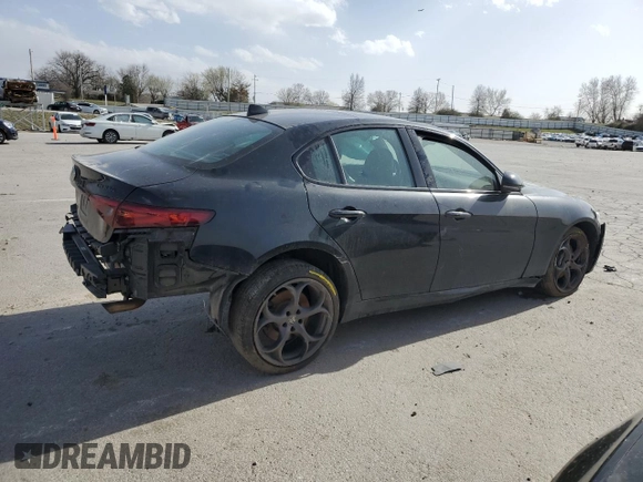2020 Alfa Romeo Giulia Ti Sport z VIN ZARFANBN8L7638821, wystawiony jako Copart lot #49105635 z przebiegiem 41 052 mil mil oraz Szkody całkowita. Historia ofert i sprzedaży dostępna na DreamBid. Obrazek 3.