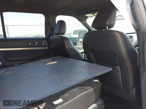 2018 Ford Explorer XLT z VIN 1FM5K7D86JGB78363, wystawiony jako IAAI lot #42028732 z przebiegiem 97 745 mil mil oraz . Historia ofert i sprzedaży dostępna na DreamBid. Obrazek 8.